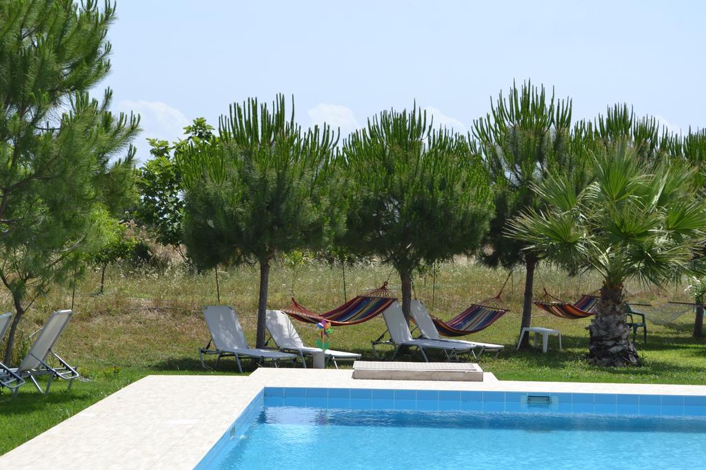 Petasos Apartments 1 غينادي المظهر الخارجي الصورة
