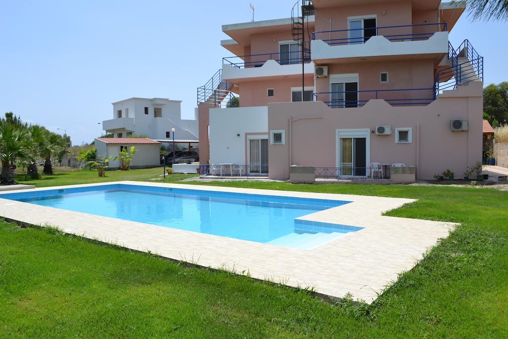 Petasos Apartments 1 غينادي المظهر الخارجي الصورة