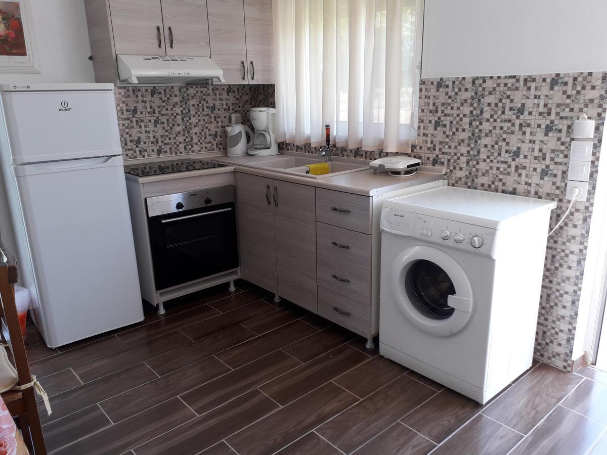 Petasos Apartments 1 غينادي المظهر الخارجي الصورة