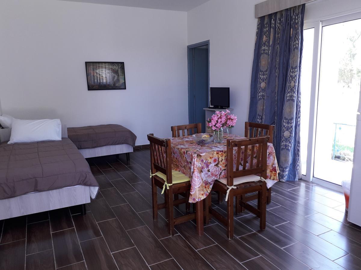 Petasos Apartments 1 غينادي المظهر الخارجي الصورة