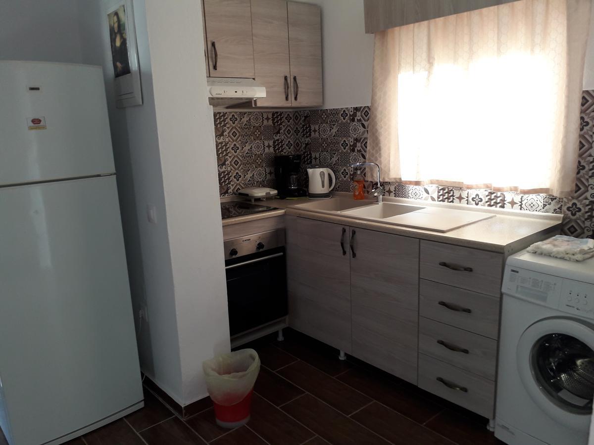 Petasos Apartments 1 غينادي المظهر الخارجي الصورة