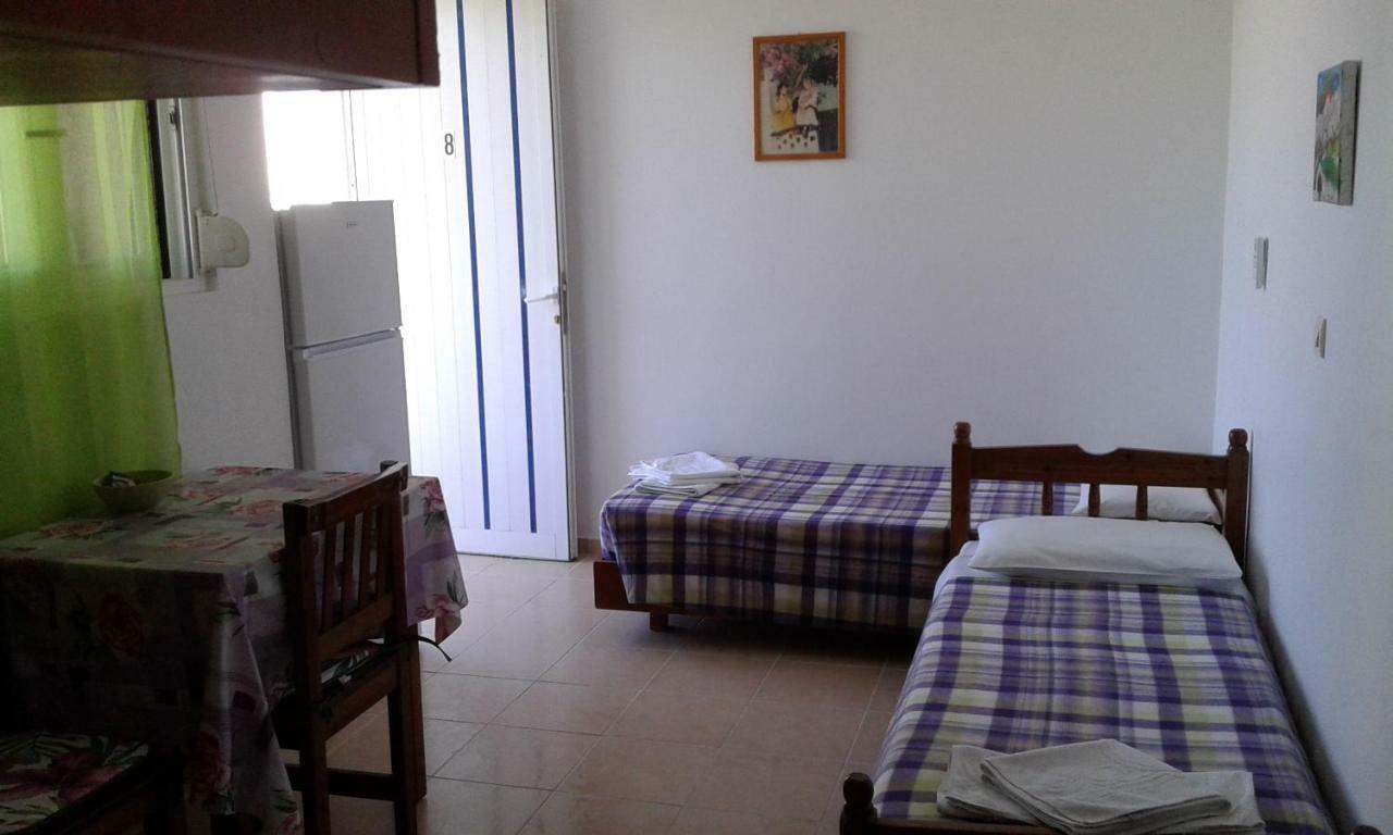 Petasos Apartments 1 غينادي المظهر الخارجي الصورة